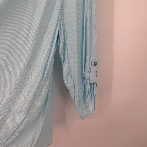Chicos 2 Womens Light Blue V-Neck Crinkle Rayon Blouse Tunic Top Size Large - Picture 11 of 14